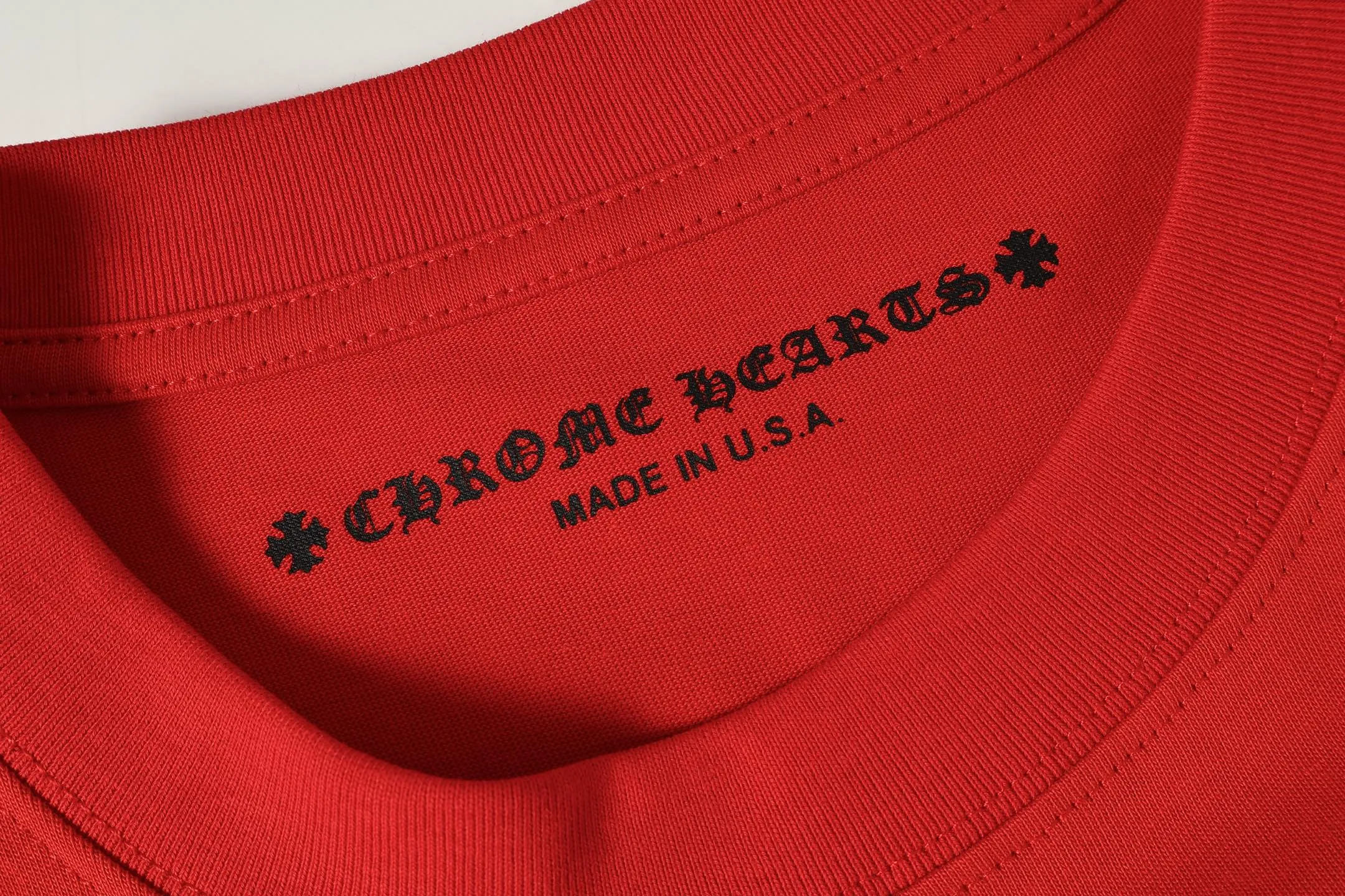 P150 Cross-border running quantity model, please do not place an order if you pursue quality -Chrome Hearts/Chrome Heart Graffiti✍️Spoof short-sleeved T-shirts -High weight, high density and high quality. The wool is soft, delicate and skin-friendly. It feels soft and silky. It has excellent warmth and skin-friendly properties.